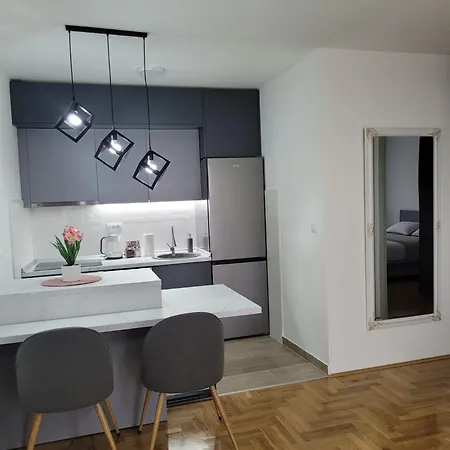 Apartment Ns Private Parking Novi Sad