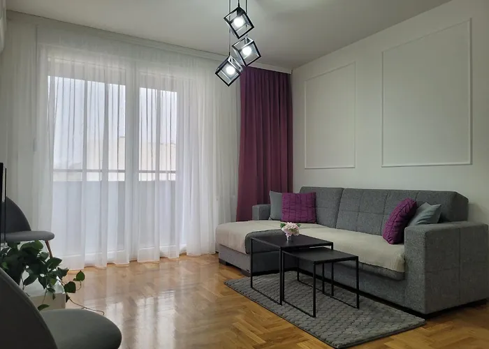 Ns Private Parking Apartman *